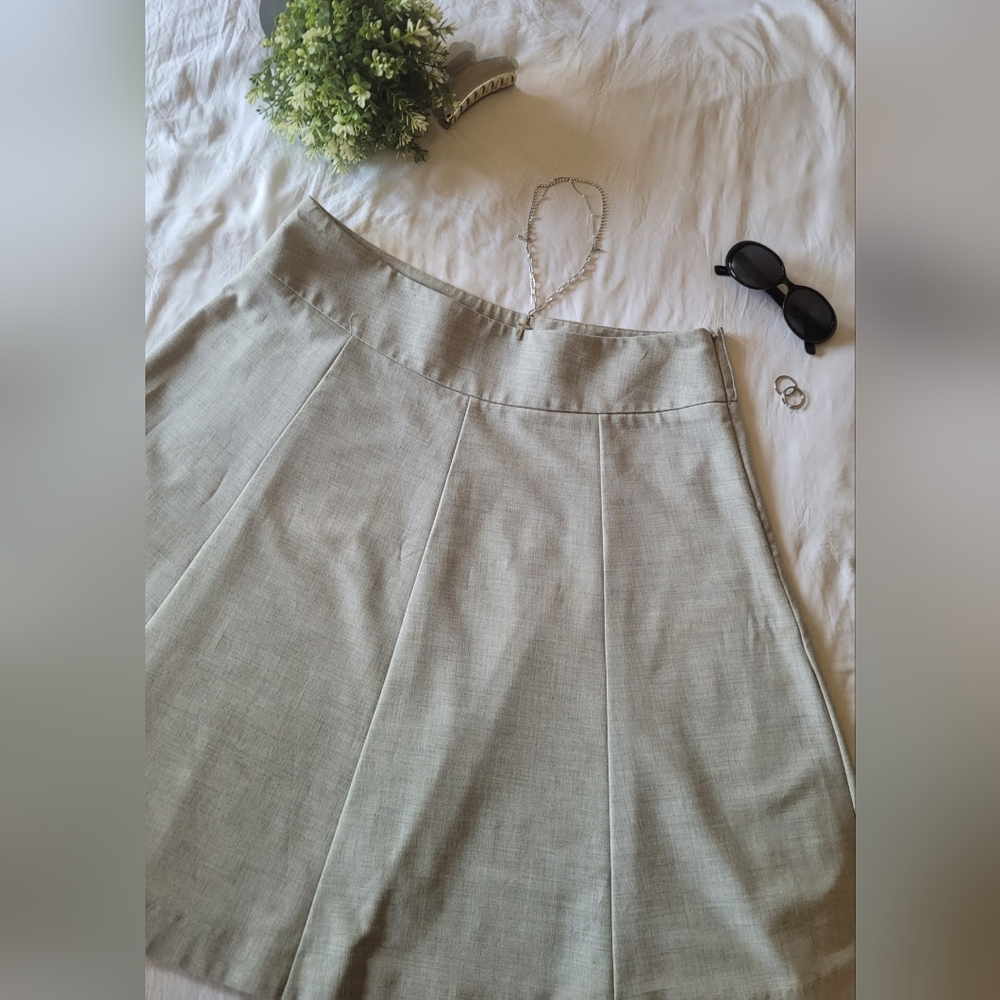 Woman's Worthington Stretch Grey Flared pleated skirt